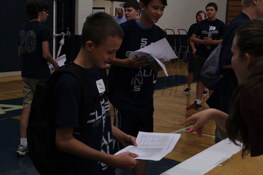 Freshman had the opportunity to meet representatives from different clubs during an activity fair.