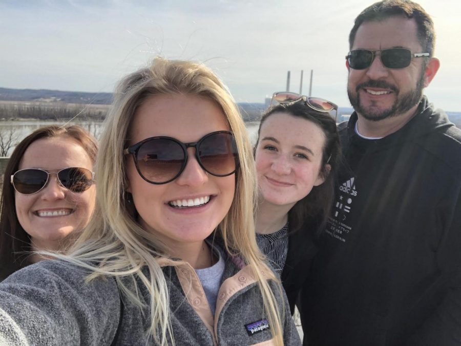 Sieveking smiles with her family on vacation. Despite six years with diabetes, she seeks to improve and stay positive each day. 