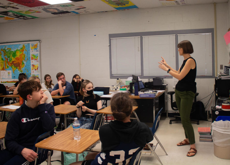 Ms. Kelly controls her classroom with grace as she lectures to her students.  Learners love her direct teaching and value the composure she holds herself with as she teaches.