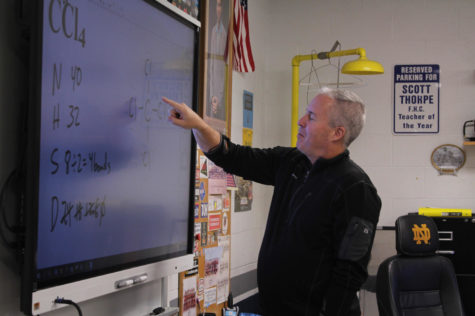 Chemistry teacher Mr. Scott Thorpe teaches his class about elements and their bonds with each other. Thorpe, who won teacher of the year in 2011, is known for his passionate and engaging teaching style. He plans to retire at the end of this year.